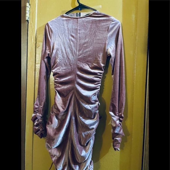 See My Hips Velvet Mini Dress Size Small - Picture 5 of 5